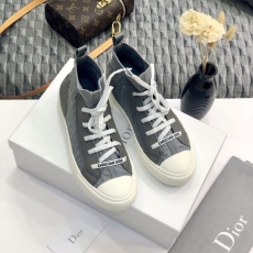 Christian Dior Flat Shoes